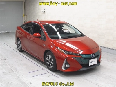 TOYOTA PRIUS PHV