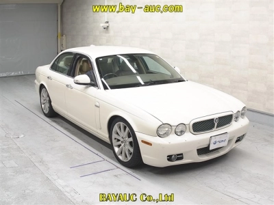 JAGUAR XJ6