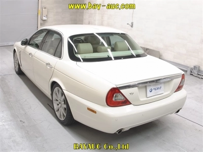 JAGUAR XJ6