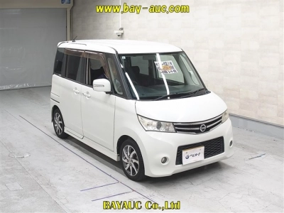 NISSAN ROOX