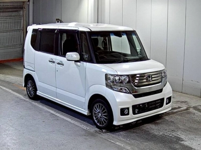 HONDA N BOX CUSTOM