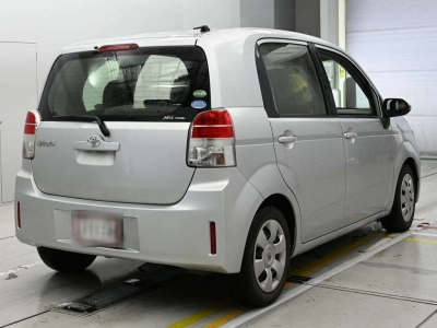 TOYOTA SPADE