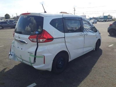 HONDA FREED HYBRID