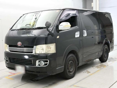 TOYOTA REGIUS VAN