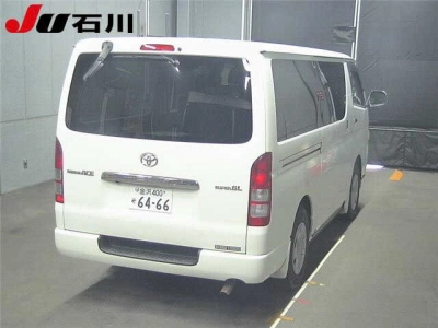 TOYOTA REGIUS VAN
