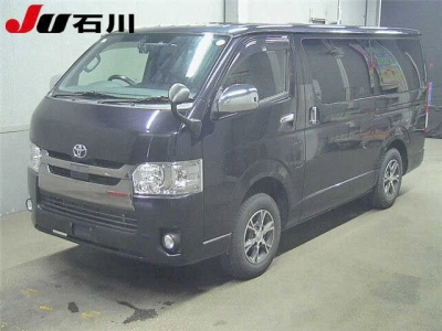 TOYOTA REGIUS VAN