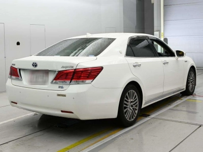 TOYOTA CROWN MAJESTA