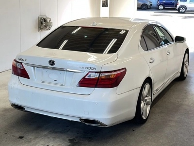 LEXUS LS