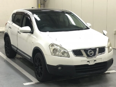 NISSAN DUALIS