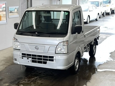 NISSAN CLIPPER TRUCK