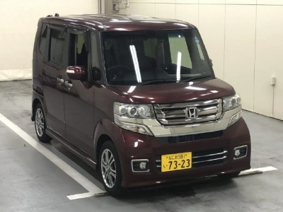 HONDA N BOX CUSTOM