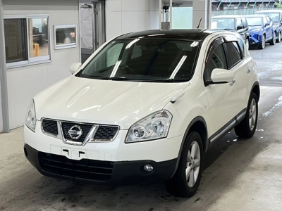 NISSAN DUALIS