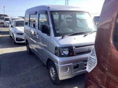 MITSUBISHI MINICAB