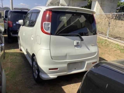 SUZUKI MRWAGON