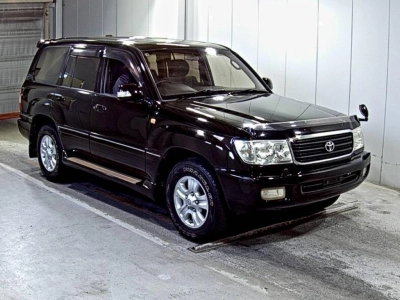 TOYOTA LAND CRUISER 100