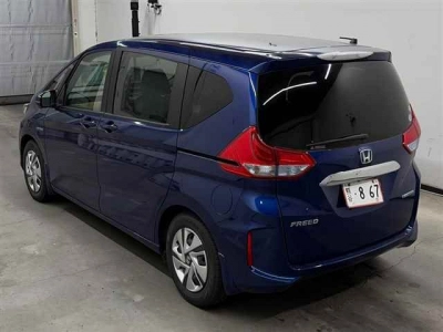 HONDA FREED HYBRID
