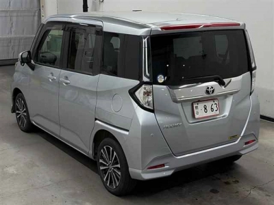 TOYOTA TANK