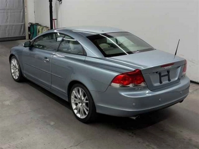 VOLVO C70