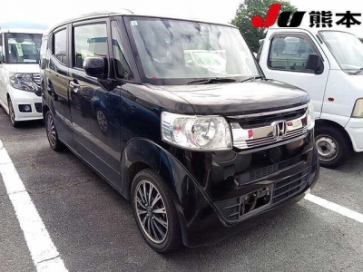 HONDA N-BOX SLASH