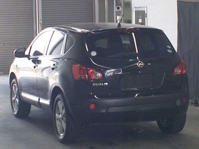 NISSAN DUALIS
