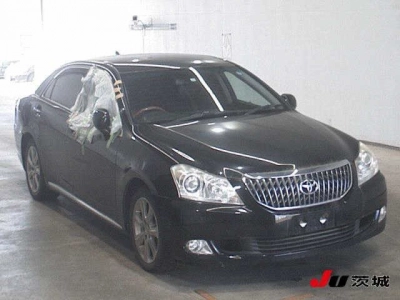 TOYOTA CROWN MAJESTA