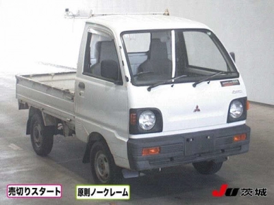 MITSUBISHI MINICAB