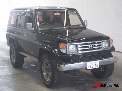 TOYOTA LAND CRUISER 70