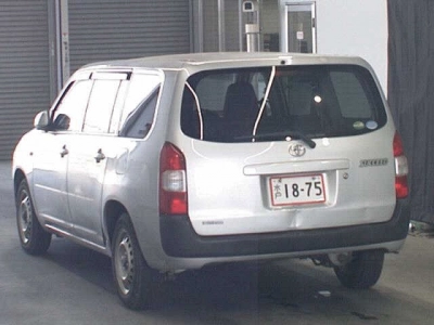 TOYOTA SUCCEED VAN