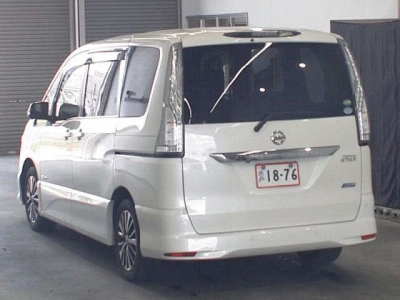 NISSAN SERENA