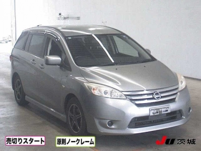NISSAN LAFESTA
