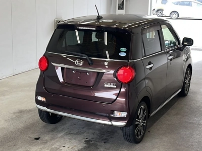 DAIHATSU CAST