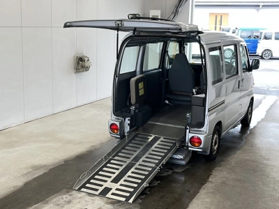 MITSUBISHI MINICAB