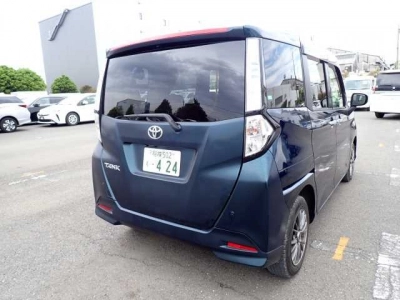 TOYOTA TANK