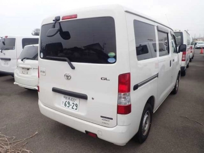 TOYOTA LITE ACE VAN