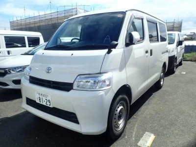 TOYOTA TOWN ACE VAN