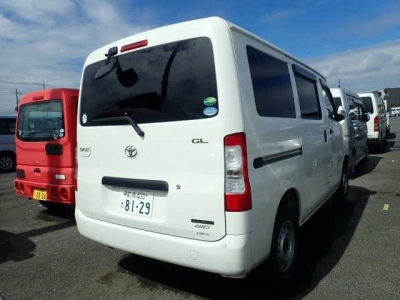 TOYOTA TOWN ACE VAN