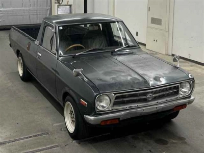 NISSAN SUNNY TRUCK