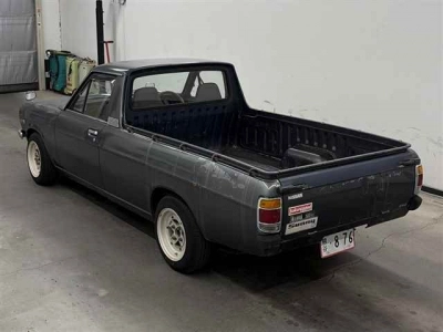 NISSAN SUNNY TRUCK