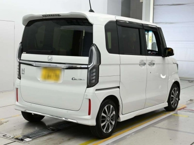 HONDA N BOX CUSTOM