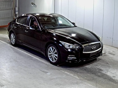 NISSAN SKYLINE