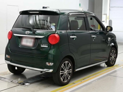 DAIHATSU CAST