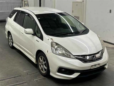 HONDA FIT SHUTTLE HYBRID
