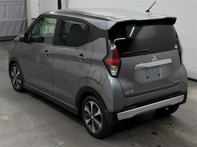 MITSUBISHI EK X