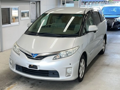 TOYOTA ESTIMA HYBRID