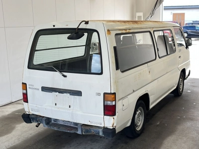 NISSAN CARAVAN