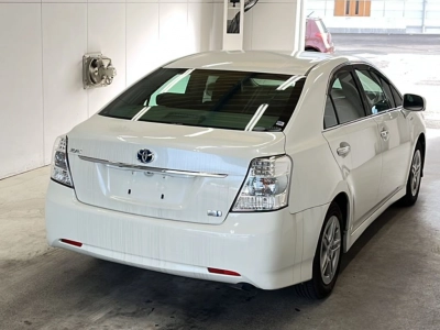 TOYOTA SAI