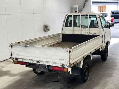 TOYOTA LITE ACE TRUCK