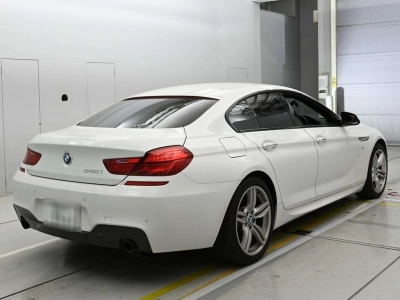 BMW 6 SERIES