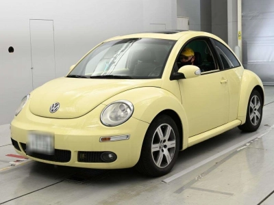 VOLKSWAGEN NEW BEETLE