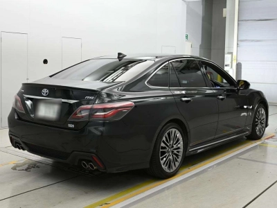 TOYOTA CROWN HYBRID